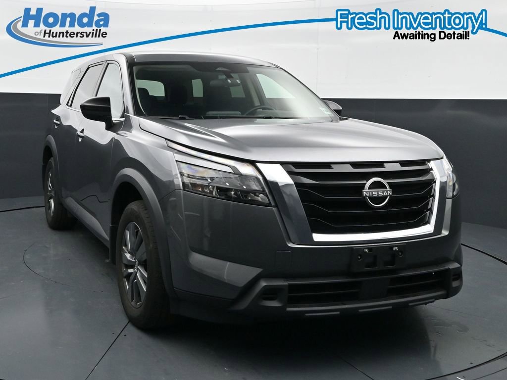 Used 2024 Nissan Pathfinder S AWD/4WD image 1
