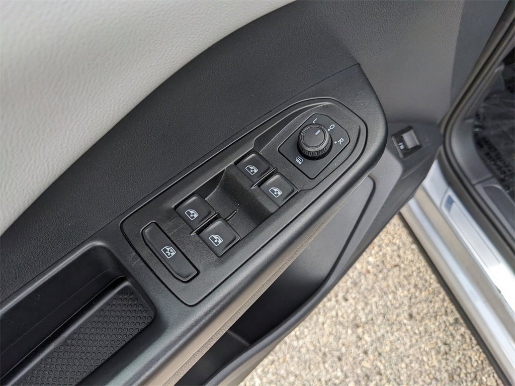 Certified 2023 Volkswagen Taos SE w/ Panoramic Sunroof Package image 20