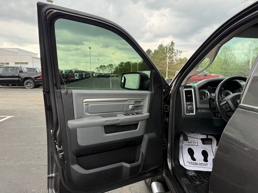 Used 2016 RAM 1500 Big Horn AWD/4WD image 11