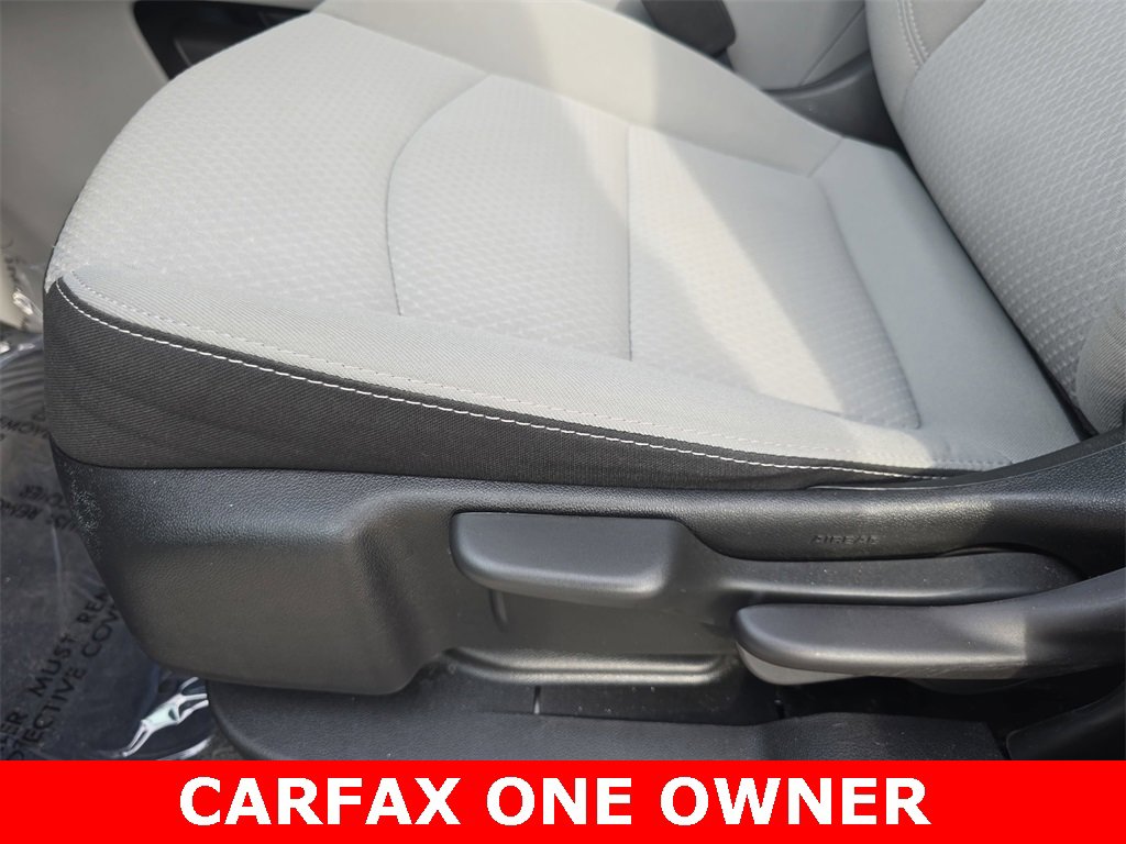 Used 2024 GMC Terrain SLE image 29