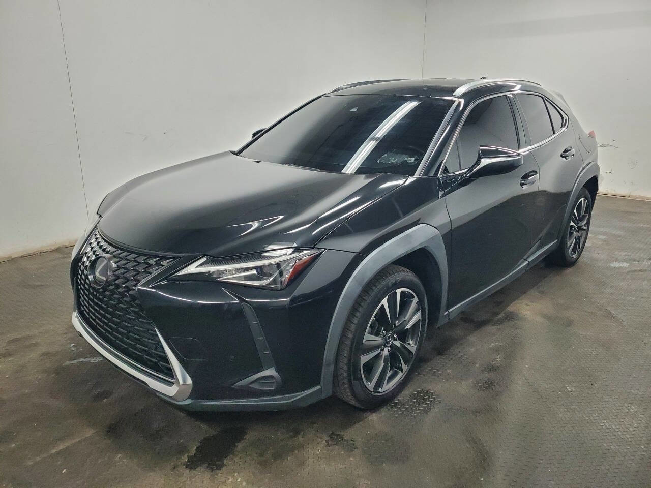 Used 2019 Lexus UX 200 w/ Premium Package image 1