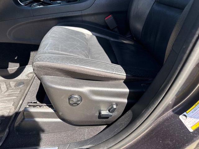 Used 2019 Jeep Grand Cherokee Limited image 24