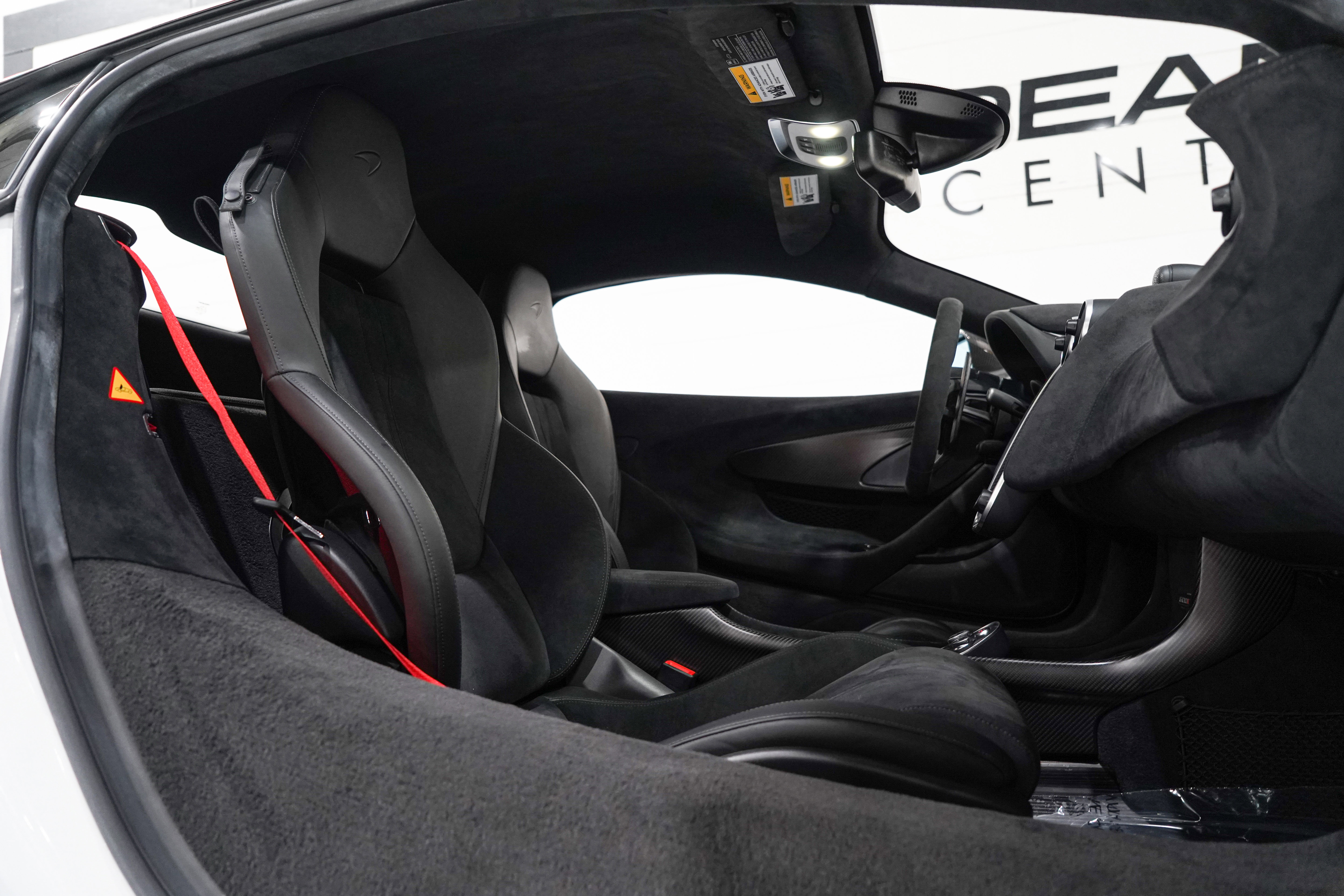 Used 2019 McLaren 600LT RWD image 15