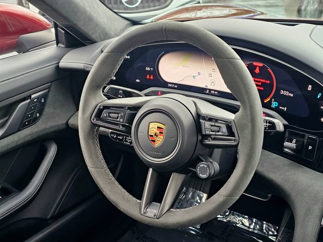 Used 2022 Porsche Taycan GTS image 32