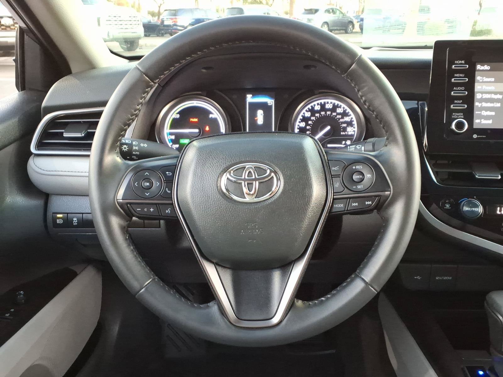 Used 2024 Toyota Camry SE FWD image 12