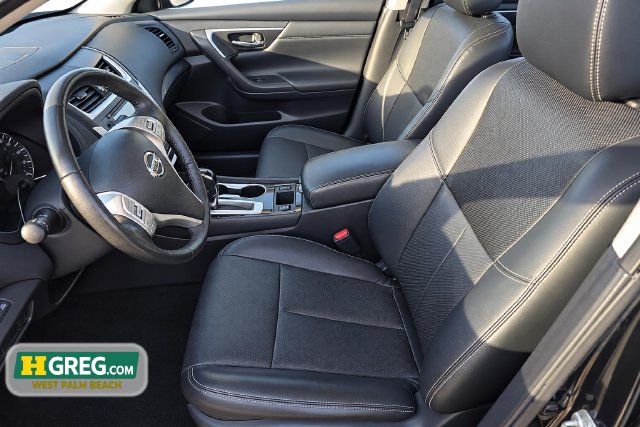 Used 2017 Nissan Altima 2.5 SL w/ Technology Package FWD image 10