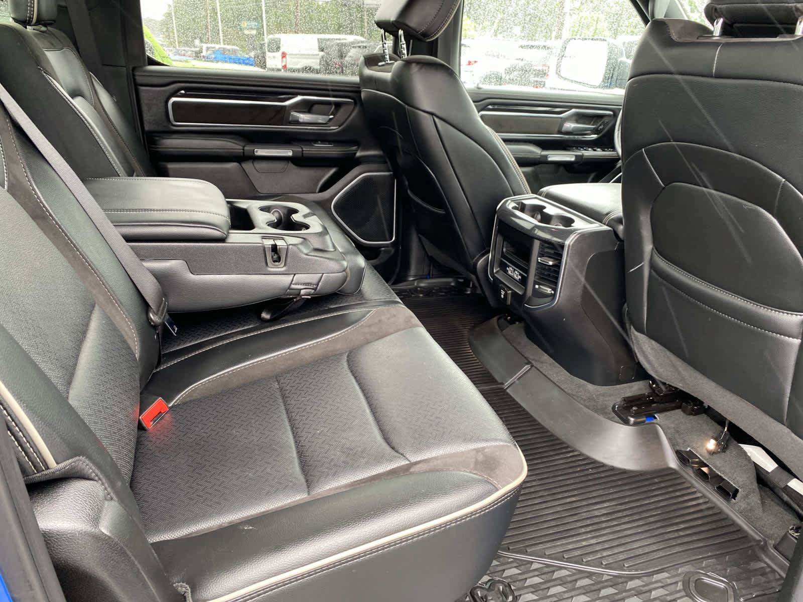 Used 2022 RAM 1500 Laramie w/ Sport Appearance Package AWD/4WD image 26