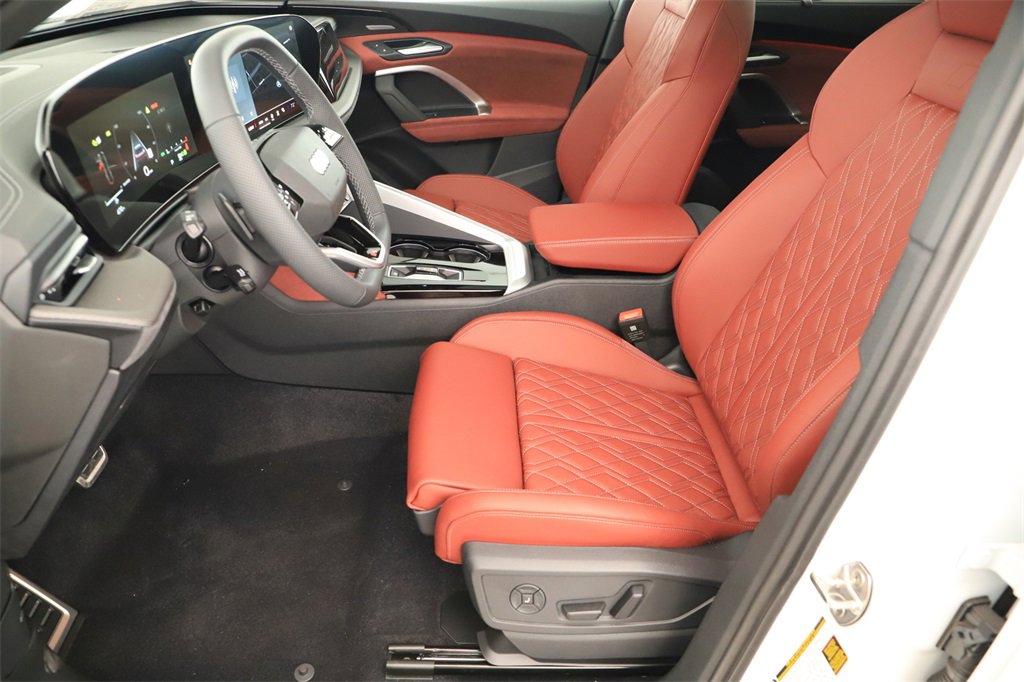 New 2025 Audi SQ5 Premium Plus image 23