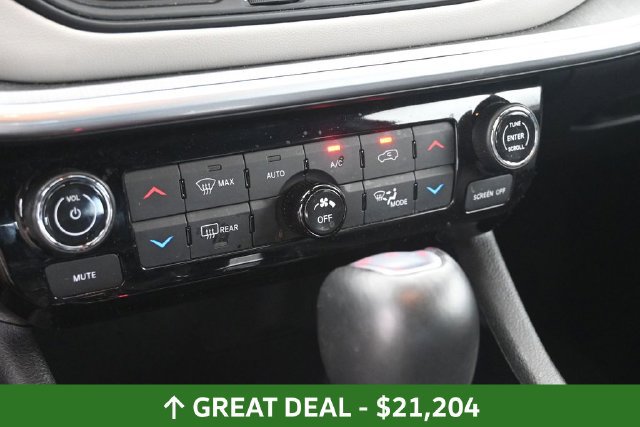 Used 2025 Jeep Compass Limited AWD/4WD image 26