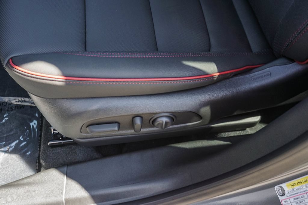 New 2026 Chevrolet TrailBlazer RS w/ Convenience Package FWD image 19