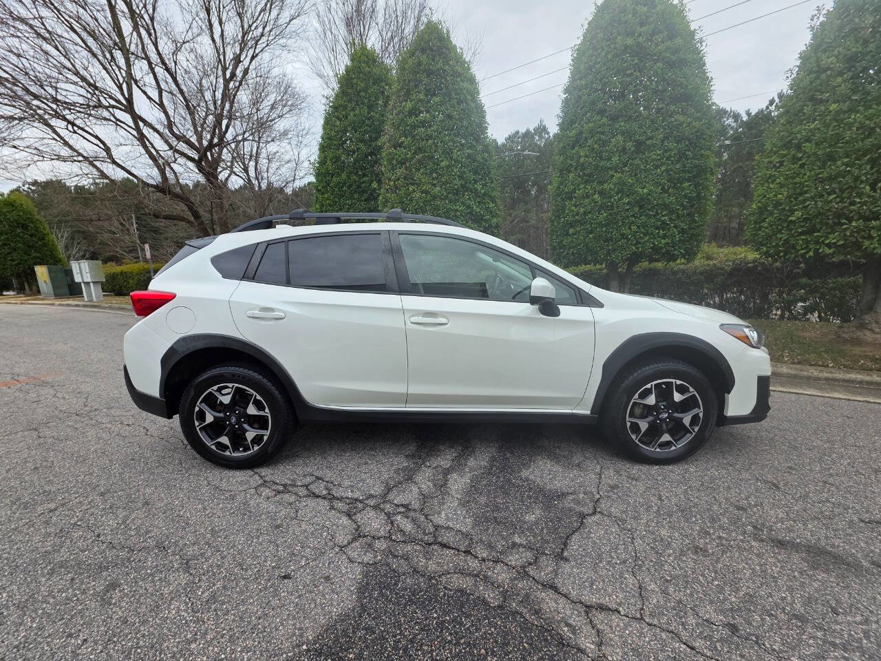 Used 2020 Subaru Crosstrek 2.0i Premium image 6