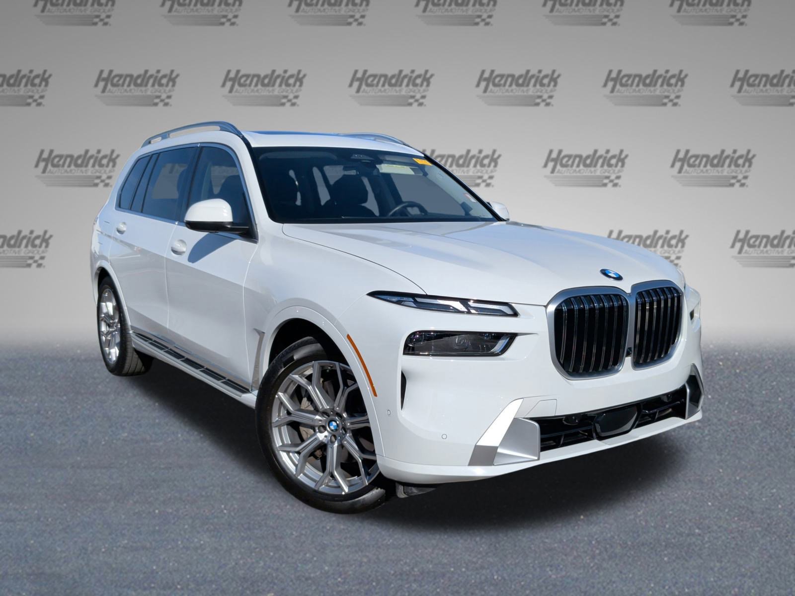 Certified 2024 BMW X7 xDrive40i w/ Premium Package image 2