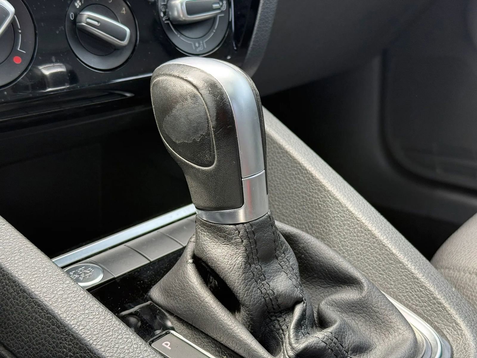 Used 2018 Volkswagen Jetta Sport FWD image 25