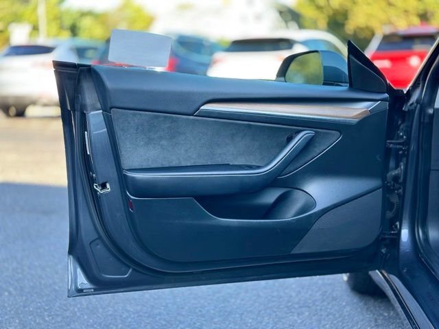 Used 2023 Tesla Model 3 Performance AWD/4WD image 10