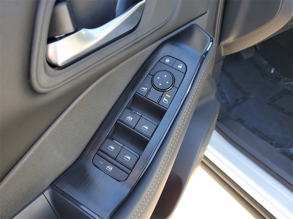 New 2026 Nissan Rogue SV image 12