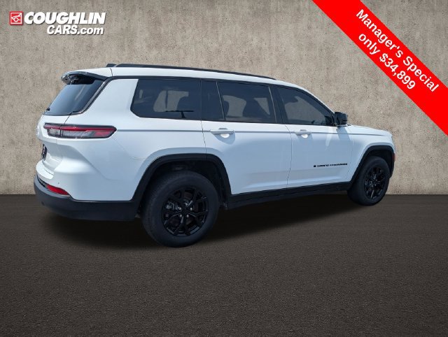 Used 2025 Jeep Grand Cherokee L Altitude AWD/4WD image 8