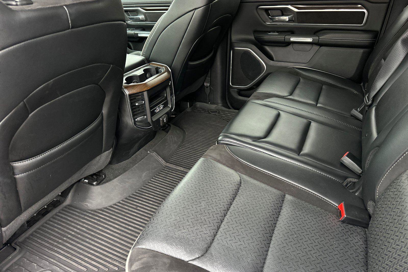 Used 2022 RAM 1500 Laramie image 12