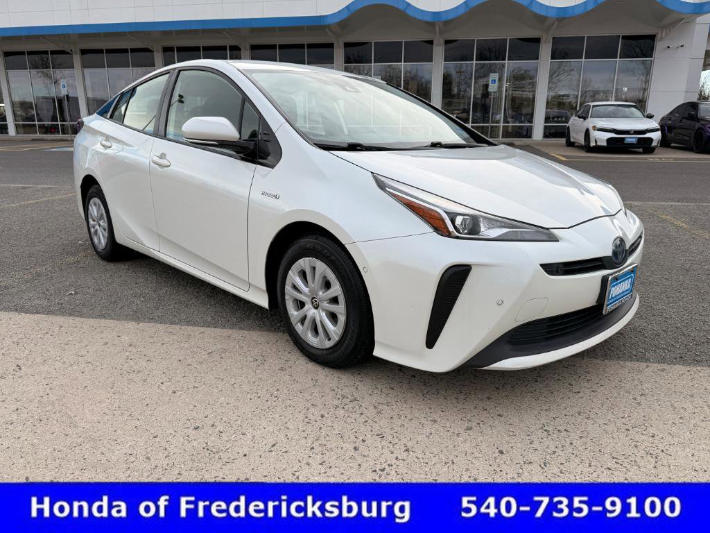 Used 2019 Toyota Prius LE w/ Carpet Mat Package image 8