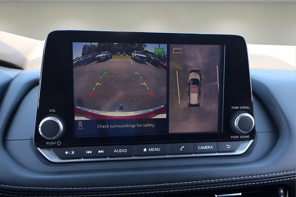 Used 2021 Nissan Rogue SV FWD image 23