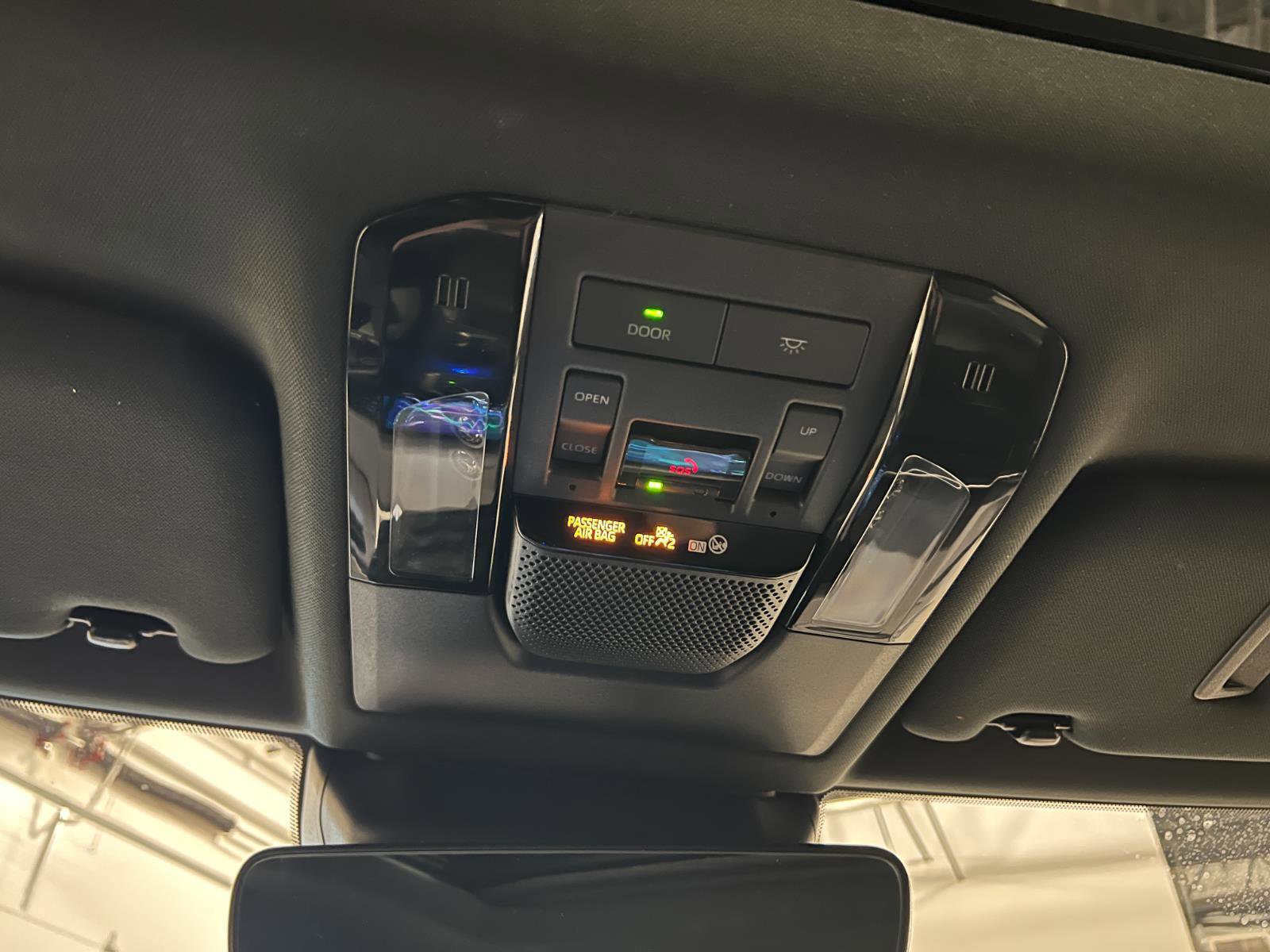 Used 2024 Lexus GX 550 w/ Accessory Package (31) image 21