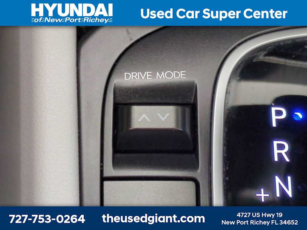 Certified 2024 Hyundai Kona SEL FWD image 24