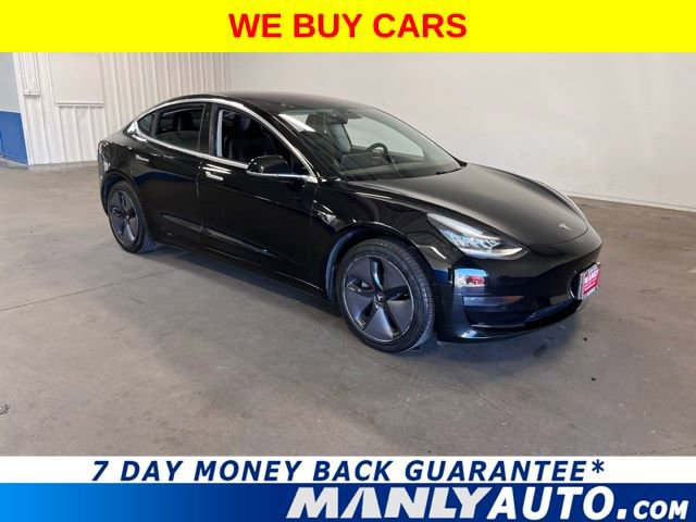 Used 2019 Tesla Model 3 Standard Range Plus image 1