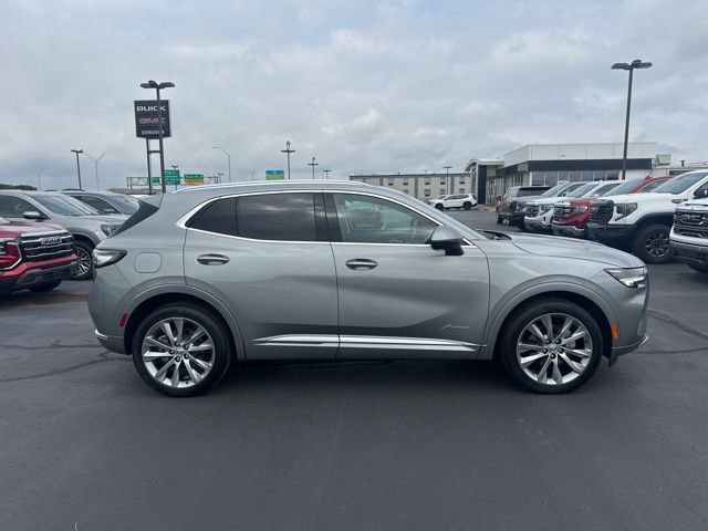 Used 2023 Buick Envision Avenir AWD/4WD image 2
