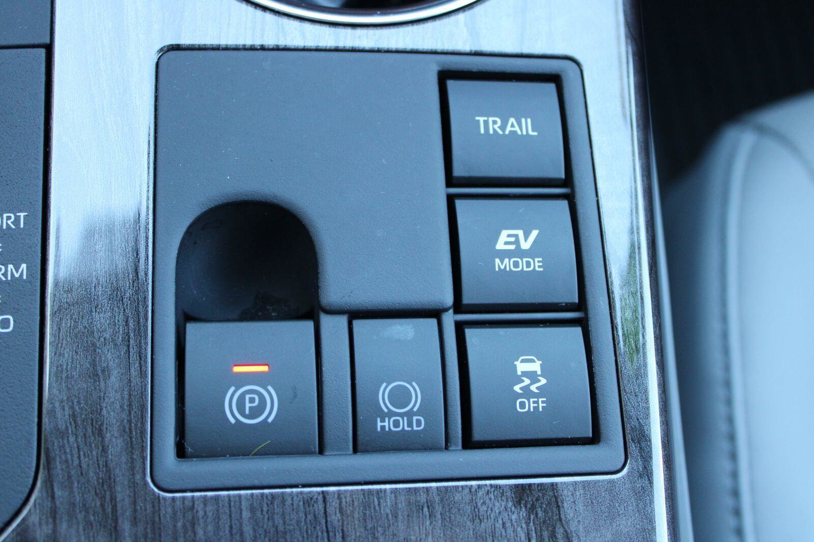 Used 2026 Toyota Highlander Platinum AWD/4WD image 28