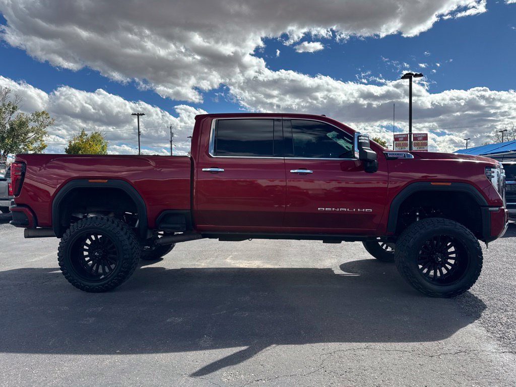 Used 2024 GMC Sierra 2500 Denali w/ Denali Reserve Package AWD/4WD image 7