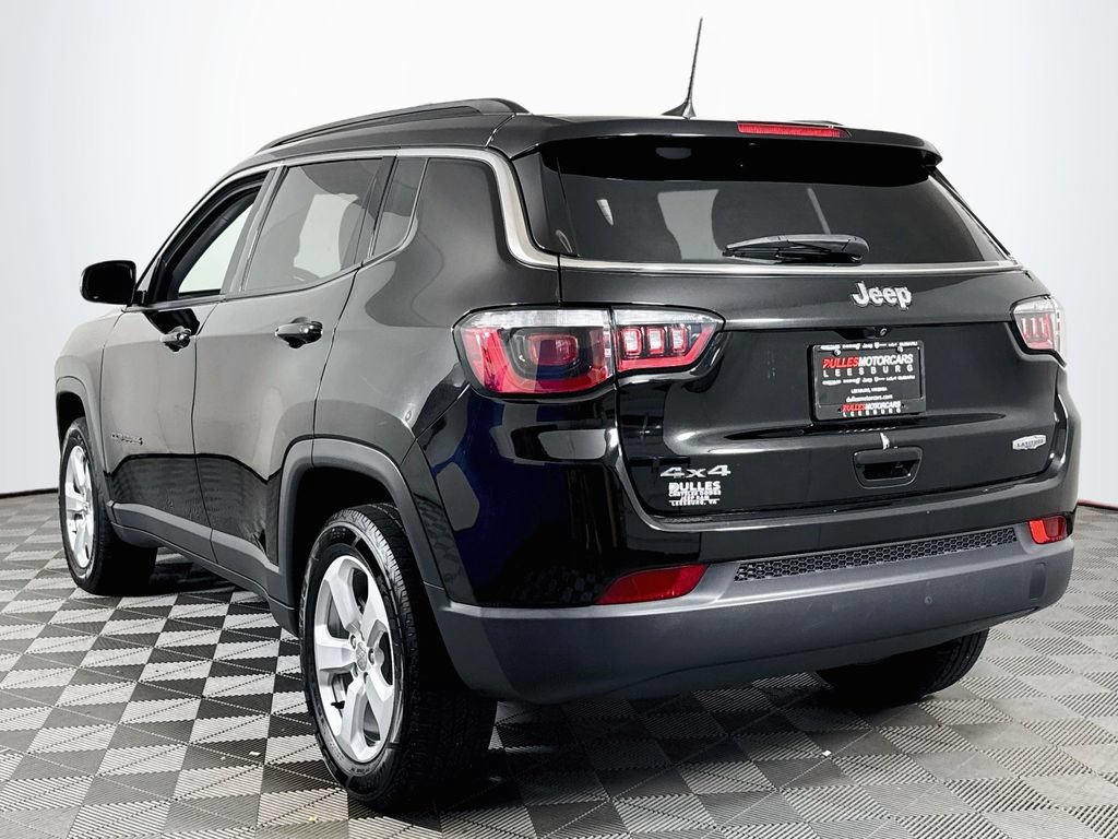 Used 2018 Jeep Compass Latitude w/ Popular Equipment Group AWD/4WD image 5
