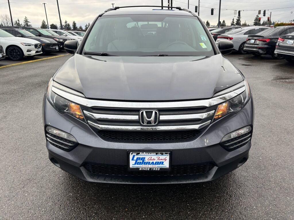 Used 2016 Honda Pilot LX image 2
