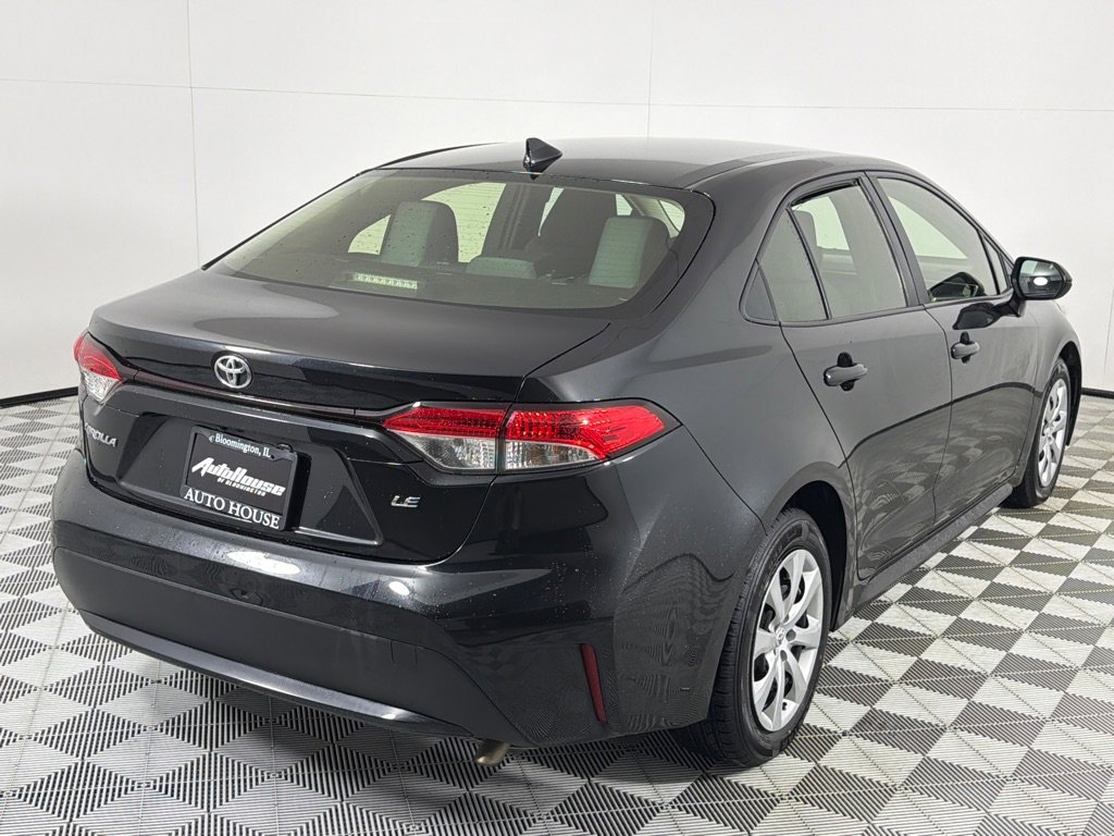 Used 2022 Toyota Corolla LE image 5