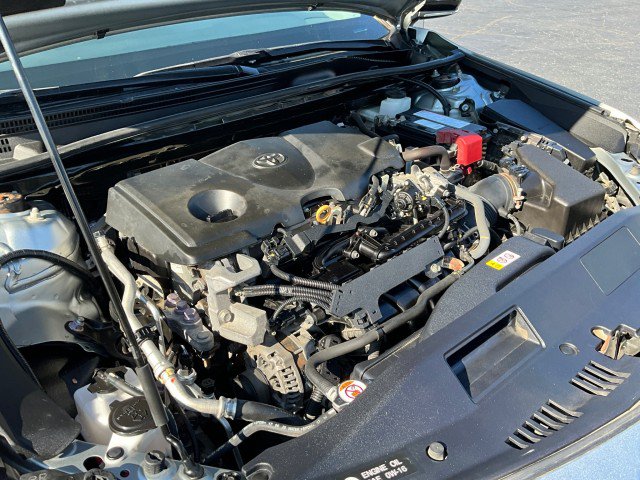 Used 2021 Toyota Camry XSE FWD image 11