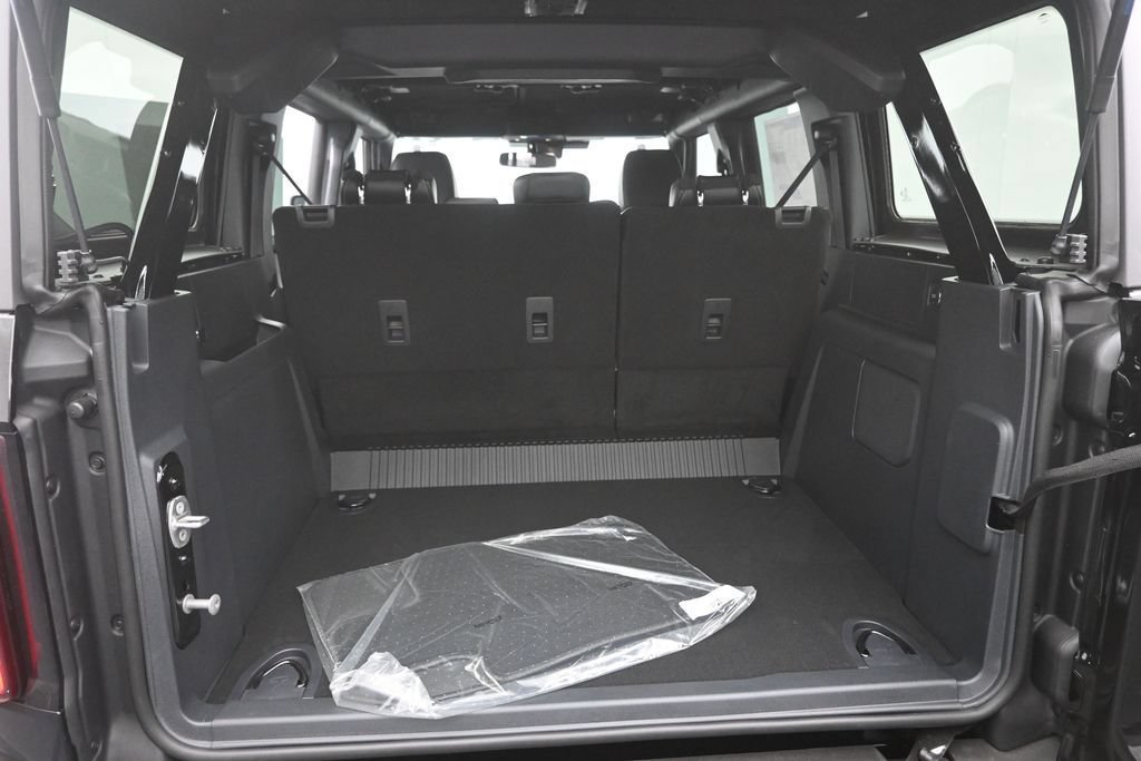 New 2026 Ford Bronco Outer Banks AWD/4WD image 12