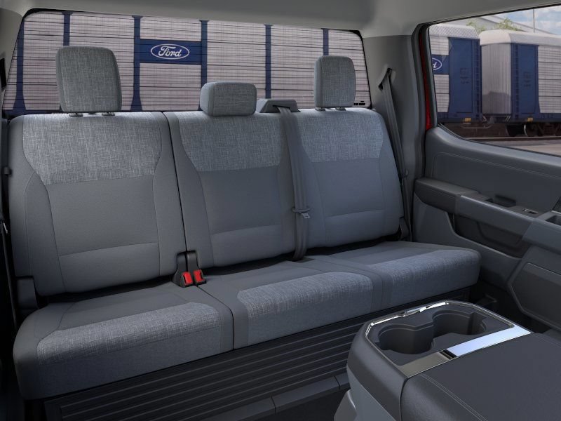 New 2026 Ford F350 XLT w/ XLT Premium Package AWD/4WD image 12