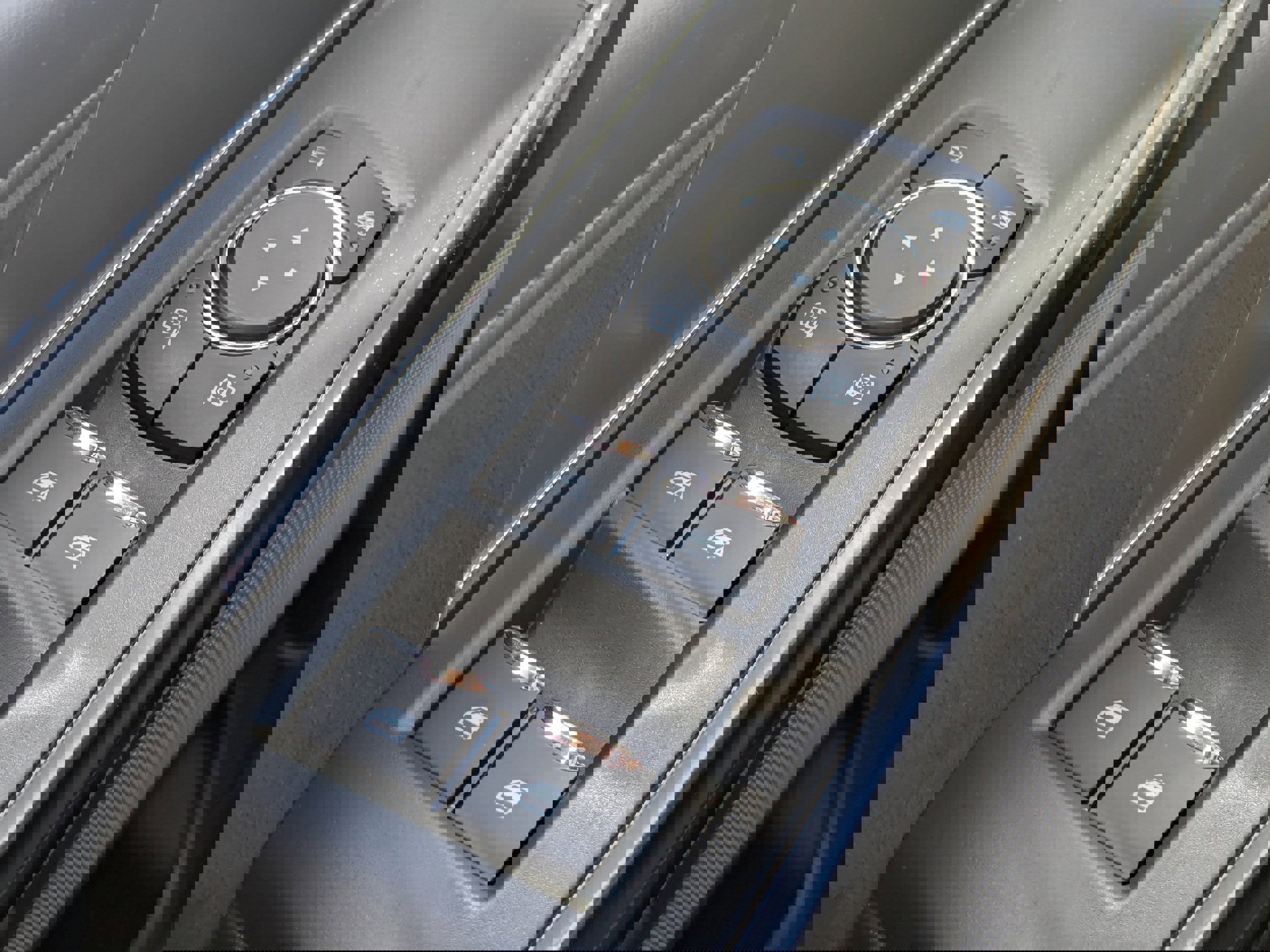 New 2025 Ford F150 Platinum w/ FX4 Off-Road Package image 47