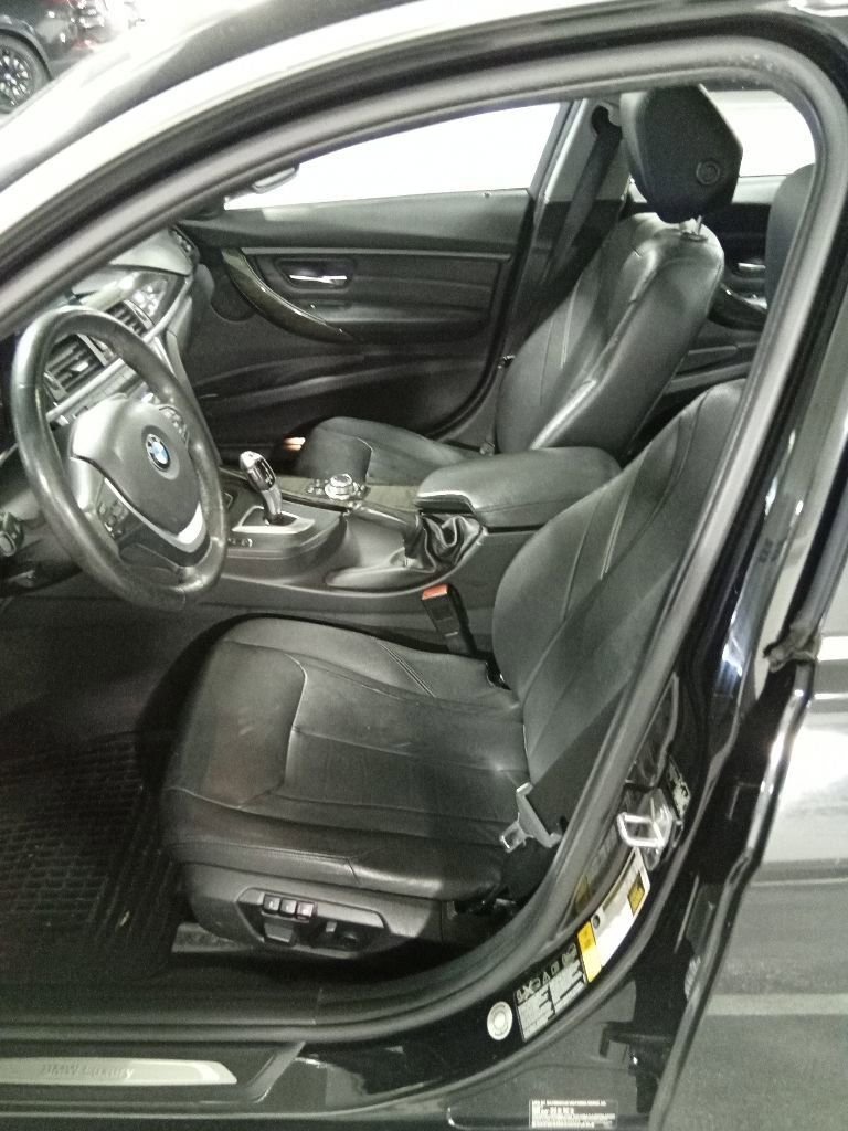 Used 2013 BMW 328i xDrive Sedan AWD/4WD image 9