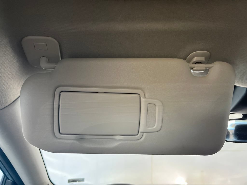 Used 2025 Nissan Sentra SR FWD image 70