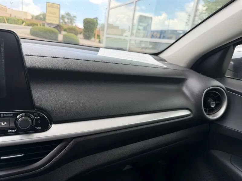 Used 2021 Kia Forte LXS FWD image 25