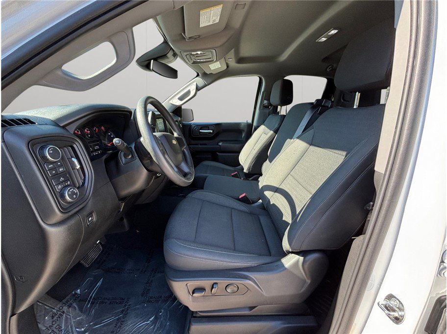 Used 2022 Chevrolet Silverado 1500 Custom image 2