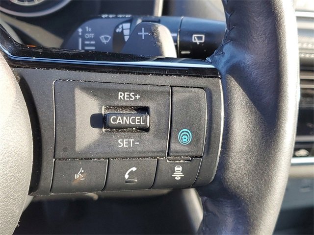 Used 2021 Nissan Rogue SV w/ Premium Package image 12