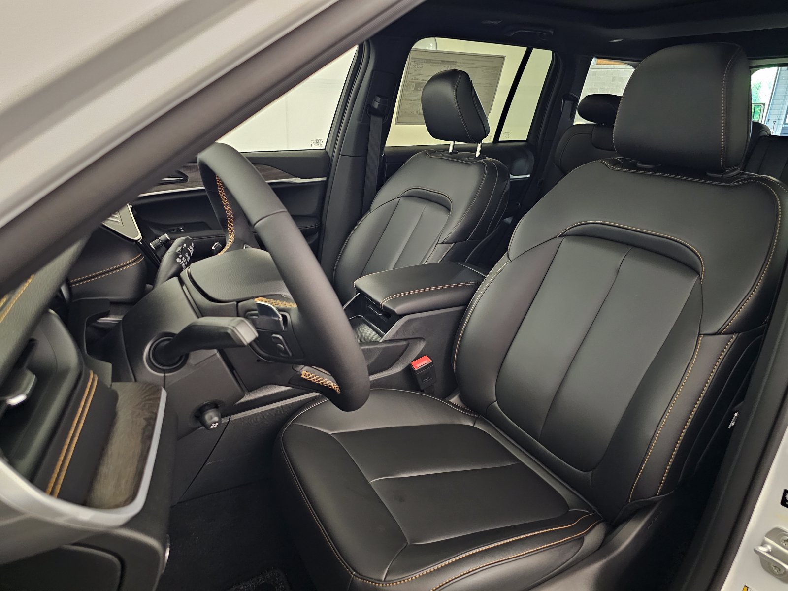 New 2026 Jeep Grand Cherokee Limited AWD/4WD image 5