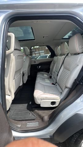 Used 2018 Land Rover Discovery HSE Luxury AWD/4WD image 15