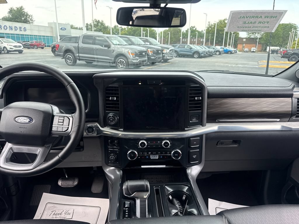 Used 2025 Ford F150 Lariat w/ Equipment Group 502A High AWD/4WD image 19