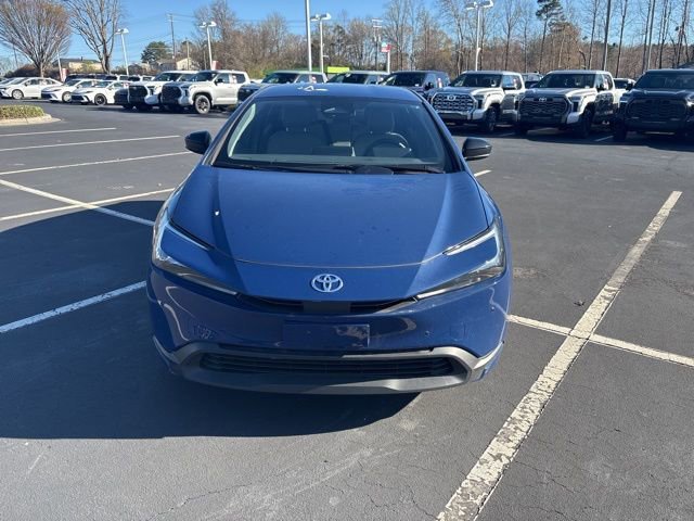 Used 2024 Toyota Prius LE image 3