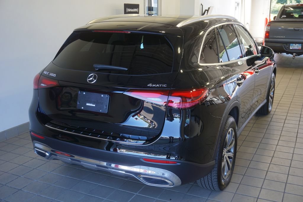 Used 2024 Mercedes-Benz GLC 300 4MATIC image 15
