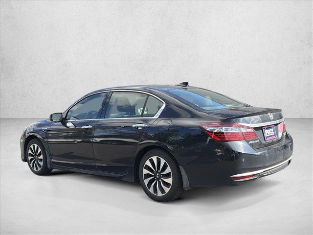 Used 2017 Honda Accord Touring image 7