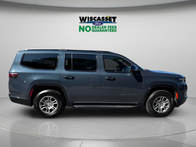 Used 2023 Jeep Wagoneer 4WD image 6