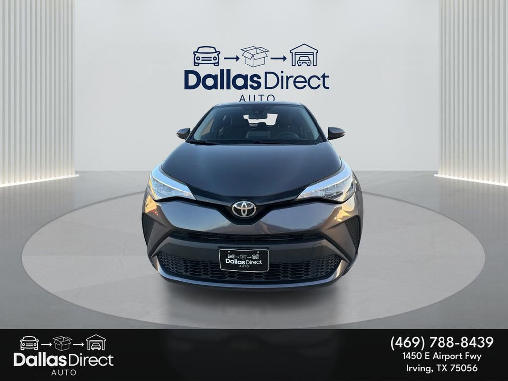 Used 2020 Toyota C-HR LE image 3