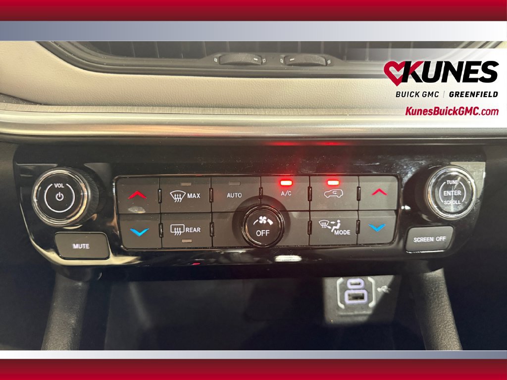 Used 2025 Jeep Compass Limited AWD/4WD image 28